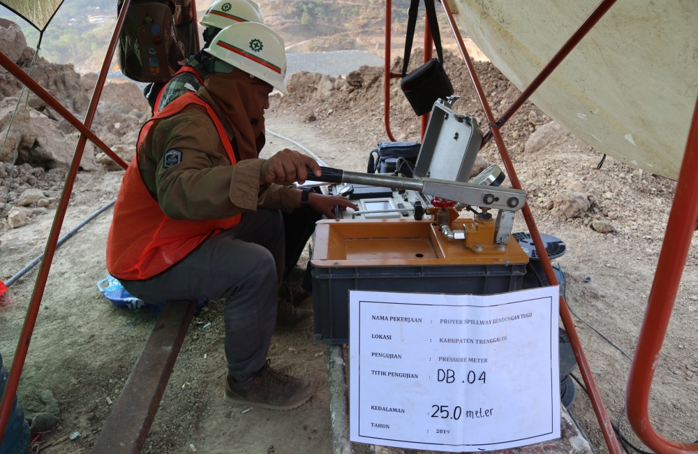 Pressuremeter Test Banyu Bumi Sangkara